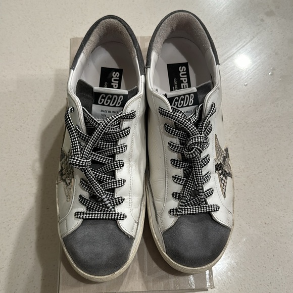 Size 42 Golden Goose Super-Star Classic, Grey python. - Picture 3 of 5